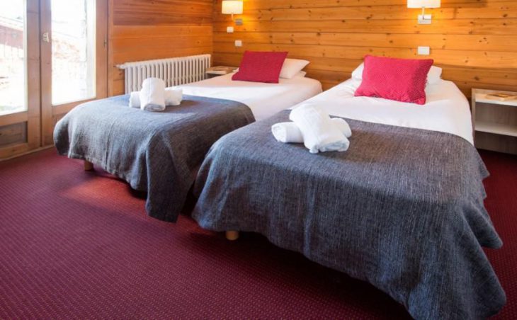 Ski Chalet Vallon Blanc, La Tania, Twin Room